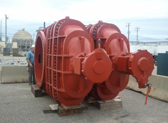 Kennedy Valve - 66 Inch Rotating Disc Gate Valves - Honeywell